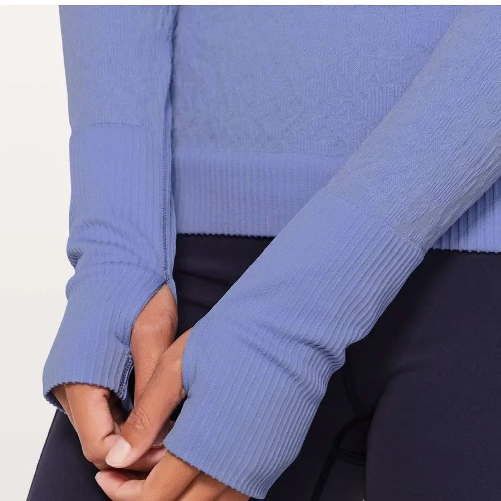 Lululemon Rest Less Pullover Long Sleeve Thumb Hole Hydrangea Blue Size Small/2